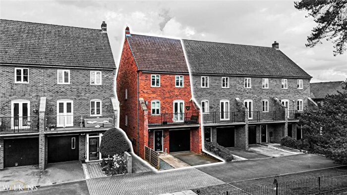 4 Bedroom End Of Terrace House For Sale In The Laurels, Fazeley, Tamworth, Staffordshire, B78