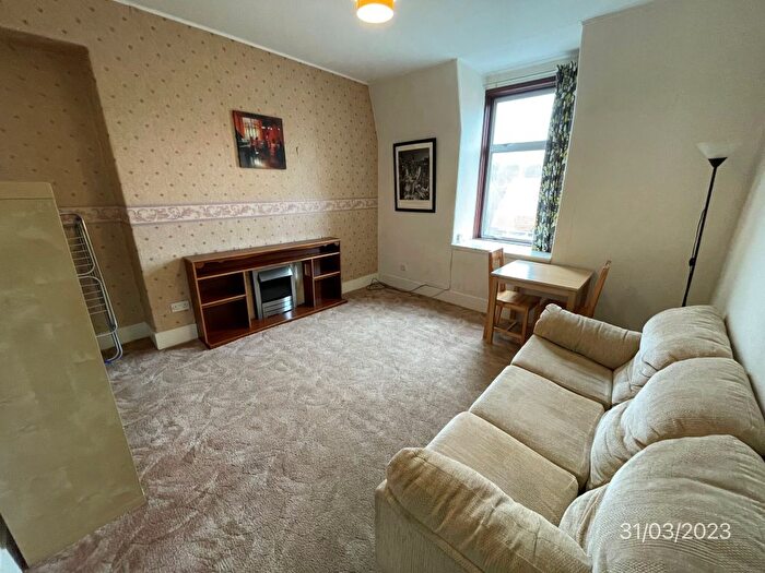 1 Bedroom Flat To Rent In Bedford Road, Top Floor Left, Aberdeen, AB24