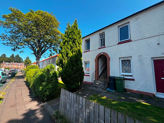 2 Bedroom Flat To Rent In Saughton Gardens, Corstorphine, Edinburgh, EH12