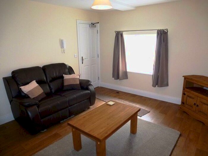 2 Bedroom Apartment To Rent In Apartment Buck House, Ulverston, LA12