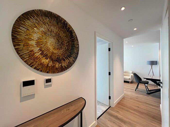 2 Bedroom Flat To Rent In The Green Quarter, London, UB1