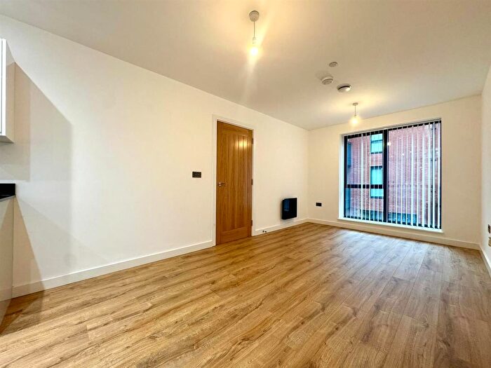 1 Bedroom Flat To Rent In Camden Drive, Birmimgham, B1