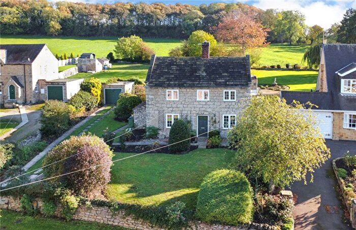 2 Bedroom Detached House For Sale In Main Street, Ledston, West Yorkshire, WF10