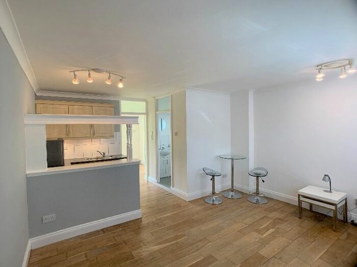 1 Bedroom Flat To Rent In Shaftesbury Avenue, New Barnet, EN5