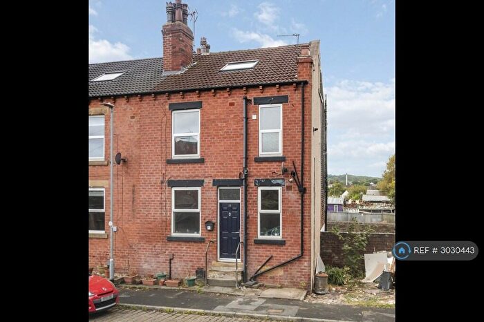 2 Bedroom Terraced House To Rent In Church Hill Mount, Stanningley, Pudsey, LS28
