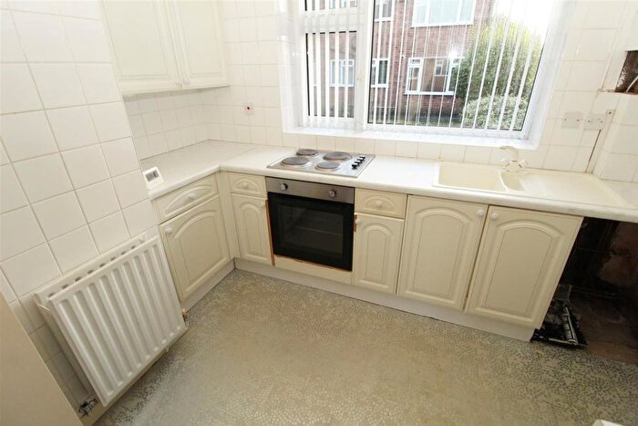 1 Bedroom Flat To Rent In Arnian Court, Middlewood Road, Aughton, Lancashire, L39