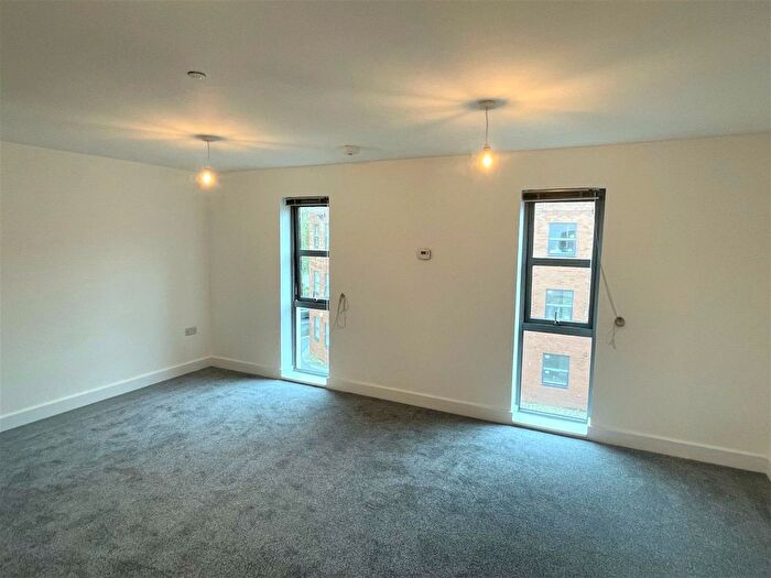 Studio To Rent In Corporation Street, Taunton, TA1
