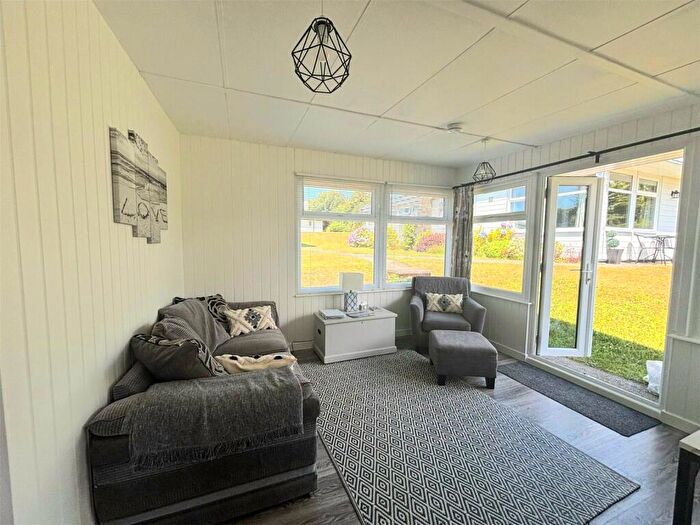 2 Bedroom Property For Sale In The Woodlands, Cuffern, Pembrokeshire, SA62