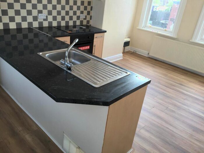 1 Bedroom Flat To Rent In High Street, Harrogate, HG2