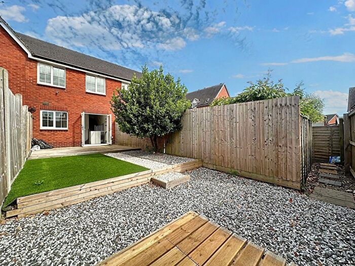 2 Bedroom Terraced House To Rent In Tenby Close, Newport, NP10