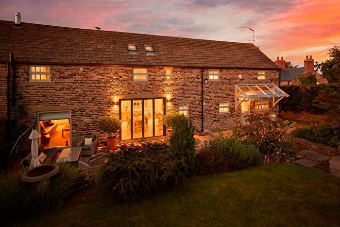 3 Bedroom House For Sale In South Barn, Hood Green, S75