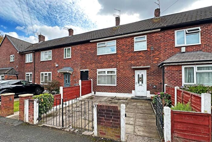 3 Bedroom Terraced House For Sale In Wendover Road, Manchester, M23