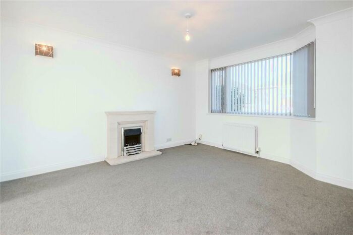 3 Bedroom Terraced House To Rent In Yew Tree Drive, Kingswood, Bristol, BS15
