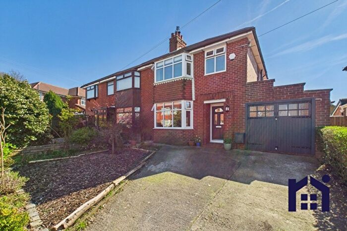 3 Bedroom Semi Detached House For Sale In Crawford Avenue, Leyland, PR25