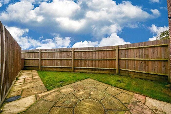 2 Bedroom Terraced House For Sale In Irthlingborough Road, Wellingborough, NN8