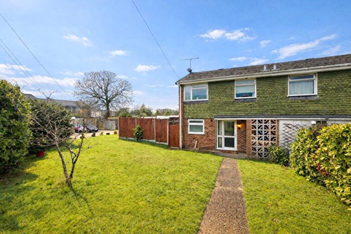 3 Bedroom Semi Detached House For Sale In Trelawn Crescent, Lordswood, Kent, ME5