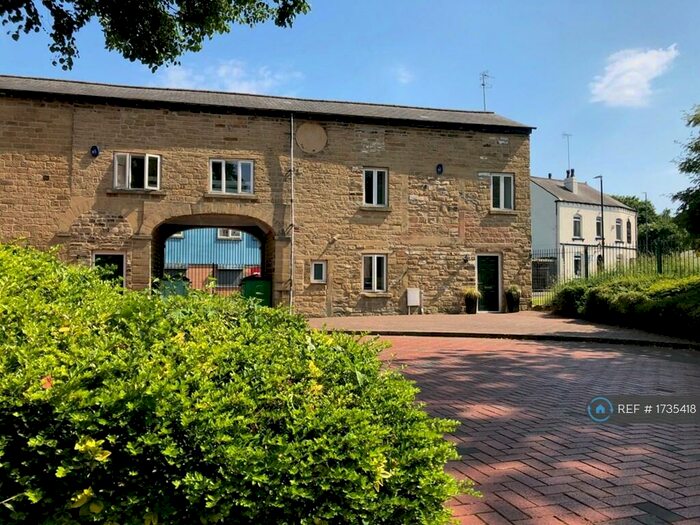 2 Bedroom Semi-Detached House To Rent In Carr Mills, Leeds, LS7