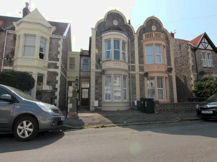 2 Bedroom Flat To Rent In Langport Road, Weston-super-Mare, North Somerset, BS23