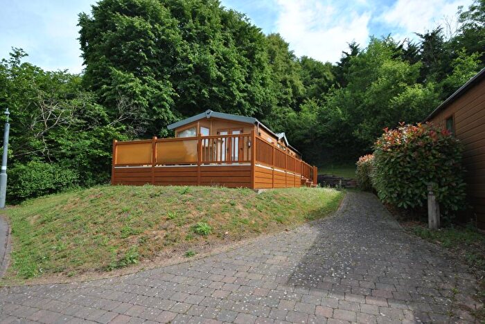 3 Bedroom Lodge For Sale In Cheddar Woods, Cheddar, BS27