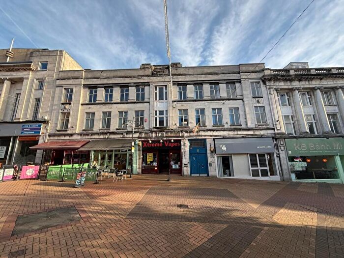 Terraced House For Sale In Upper Regent Street, Mansfield, Nottinghamshire, NG18
