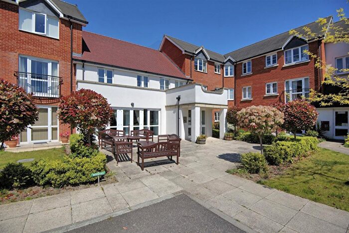 Property For Sale In Minster Drive, Herne Bay, CT6