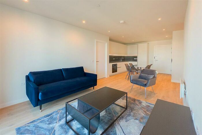 2 Bedroom Apartment To Rent In The Gate, Meadowside, M4