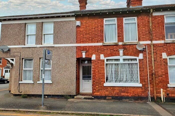 2 Bedroom Terraced House To Rent In Russell Street, Kettering, NN16