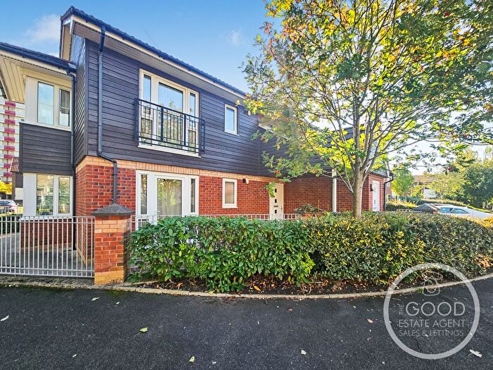 2 Bedroom Flat To Rent In Beeston Road, Wilmslow, SK9