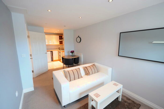 1 Bedroom Apartment To Rent In Eton Place, West Bridgford, NG2