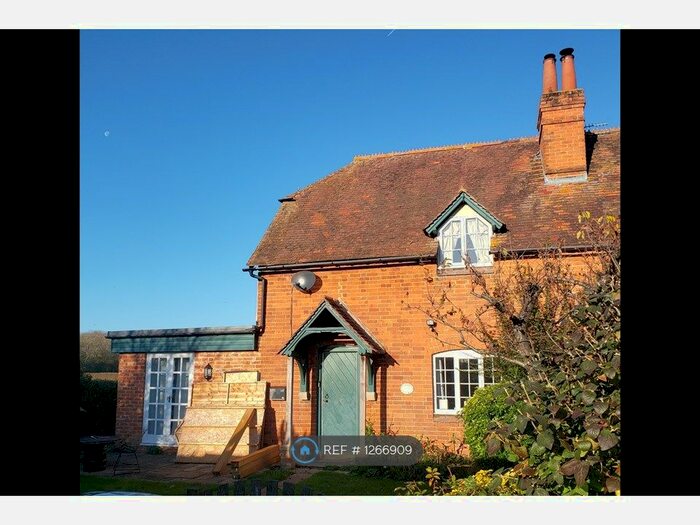 2 Bedroom Semi-Detached House To Rent In Northfield Farm, Faringdon SN7