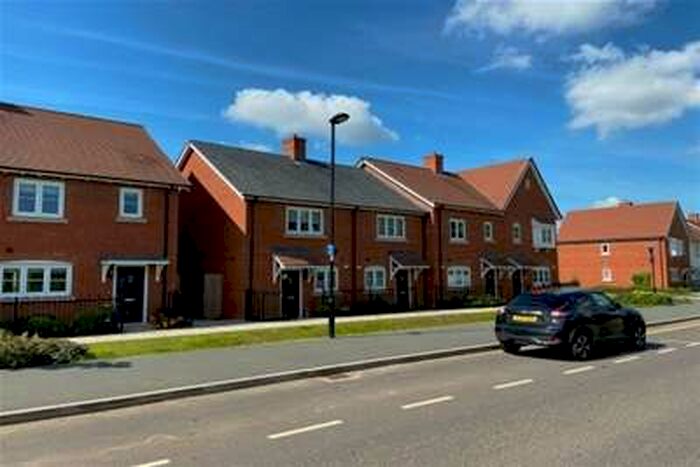 3 Bedroom House To Rent In Houghton Avenue, Berewood, PO7