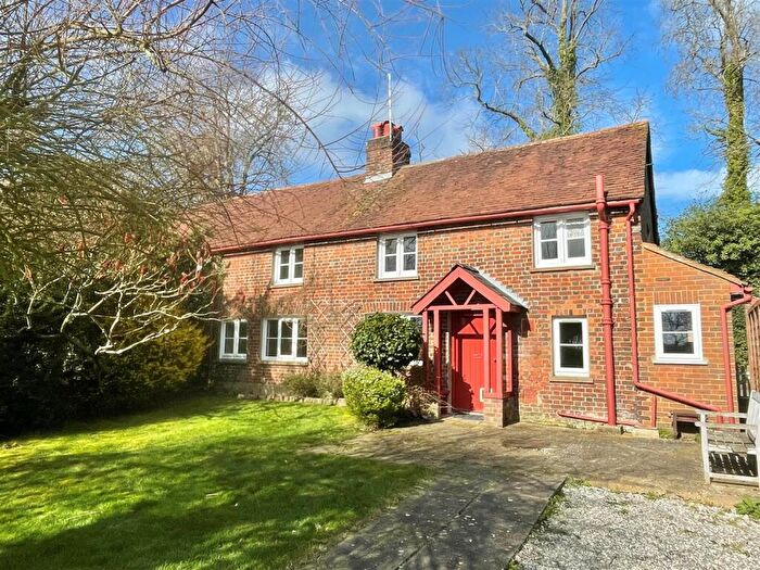 3 Bedroom Semi-Detached House For Sale In Bridens Camp, Hemel Hempstead, HP2