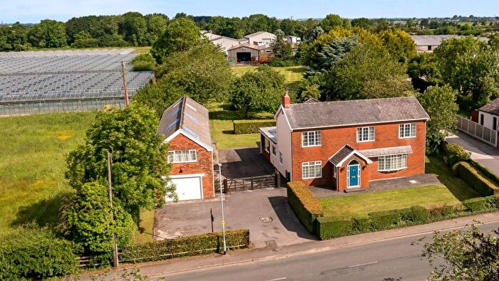 3 Bedroom Property To Rent In Blackgate Lane, Tarleton, Preston, PR4