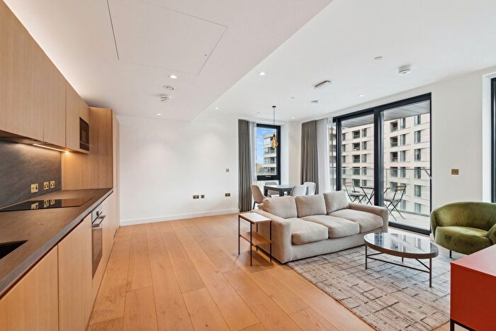 2 Bedroom Flat To Rent In Camley Street, King Cross, N1C