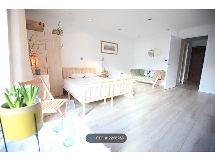 Studio To Rent In Manchester, Manchester, M50