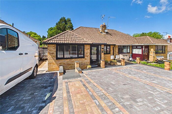 2 Bedroom Bungalow For Sale In Haydon View Road, Swindon, Wiltshire, SN25