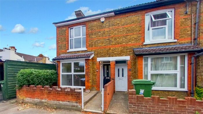 2 Bedroom End Of Terrace House To Rent In Heath Grove, Maidstone, Kent, ME16