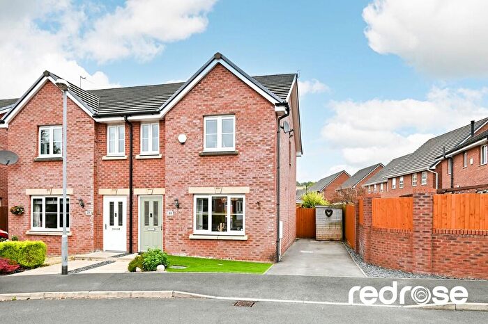 3 Bedroom Semi-Detached House For Sale In Plantation Close, Buckshaw Village, PR7
