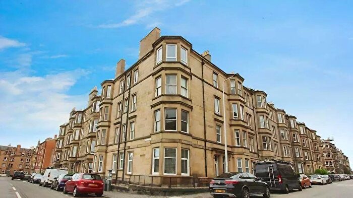 4 Bedroom Flat To Rent In Polwarth Gardens, Edinburgh, City Of, EH11