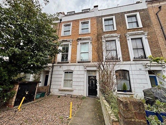 1 Bedroom Flat To Rent In Tollington Road, Holloway, N7