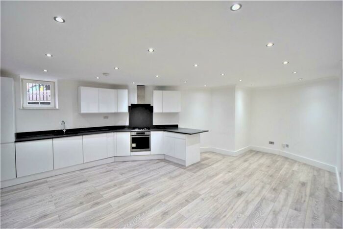 1 Bedroom Flat To Rent In East Terrace, Gravesend, DA12