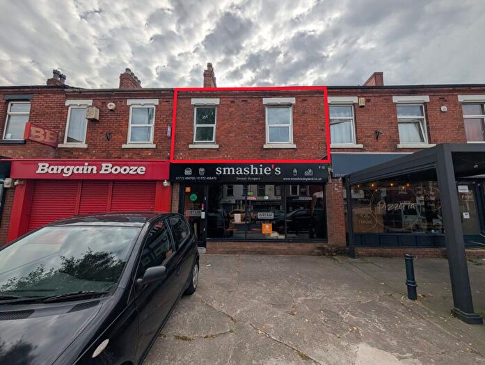 2 Bedroom Flat To Rent In Leyland Lane, Leyland, Lancashire, PR25