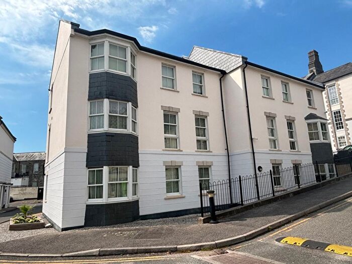 2 Bedroom Flat For Sale In Royffe Way, Bodmin, PL31