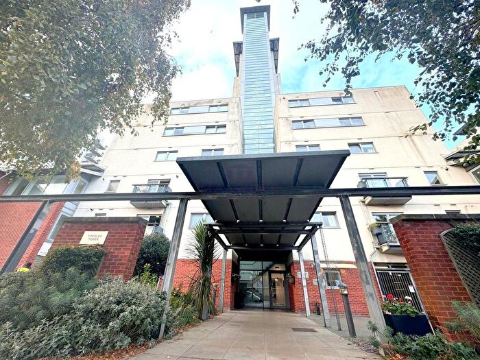 2 Bedroom Flat To Rent In Tideslea Tower, Erebus Drive, London, SE28