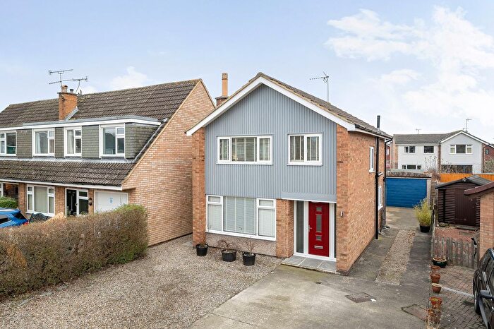 3 Bedroom Detached House For Sale In Aspin Grove, Knaresborough, HG5