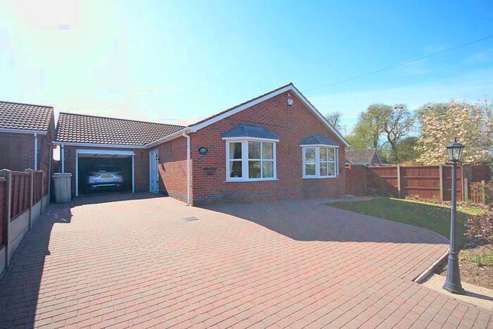 2 Bedroom Detached Bungalow For Sale In Northgate Lane, Grimoldby, Louth, LN11