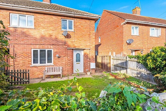3 Bedroom End Of Terrace House For Sale In Ashfield Crescent, Lowestoft, NR33