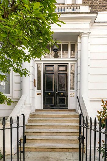 1 Bedroom Flat For Sale In Upper Phillimore Gardens, London, W8