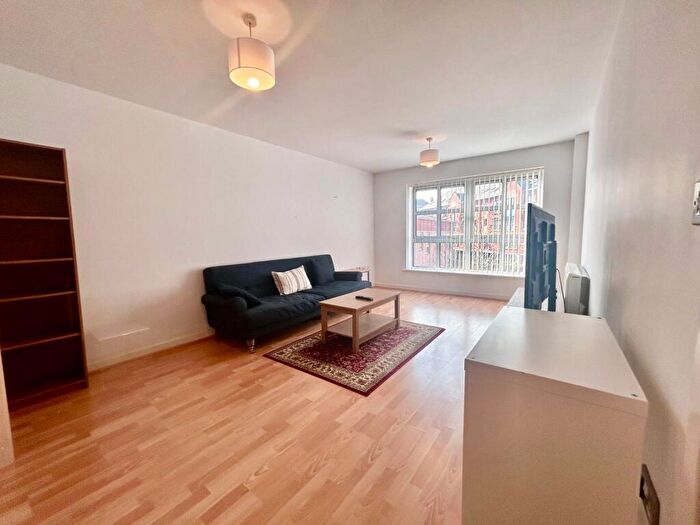 2 Bedroom Apartment For Sale In George Street, Birmingham, B3