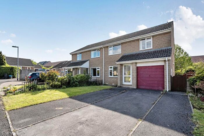 4 Bedroom Semi-Detached House For Sale In Wheeler Grove, Wells, BA5